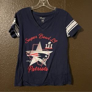 Blue New England Patriots Women’s Super Bowl Short Sleeve V Neck Shirt, Size M